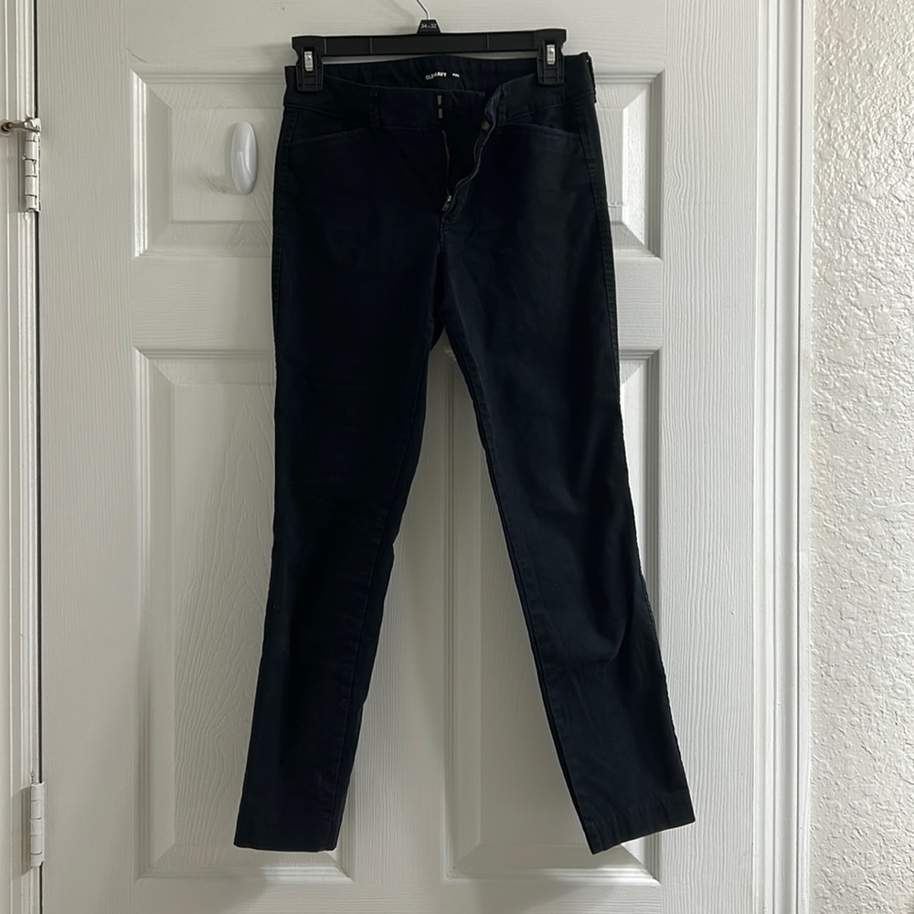 Pixie cut Black Mid-calf Pants